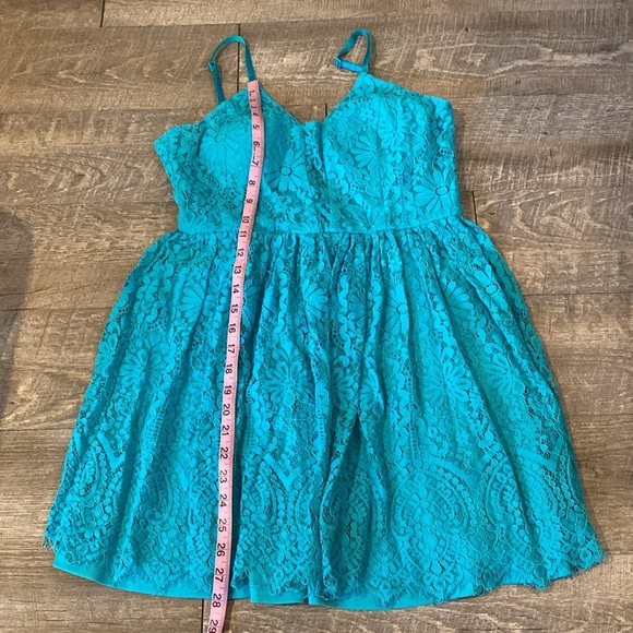 As U Wish Teal Lace Mini Dress Bohemian Coastal Size Large - Picture 4 of 6